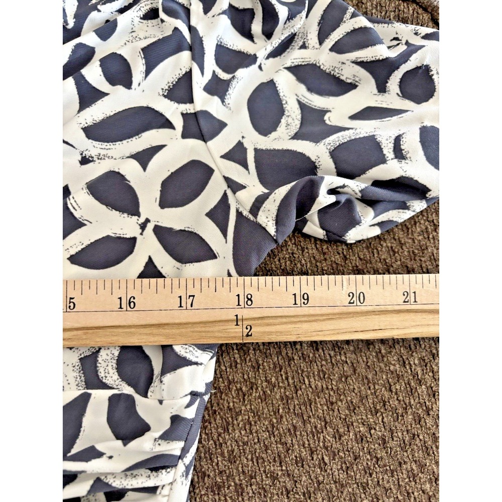 LAUREN RALPH LAUREN Slinky Stretch Shirred Surplice Dress‎ Size 12 Gray Midi - Picture 10 of 12